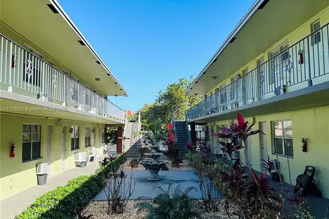 17 NE 2nd Ave # 108, Dania Beach FL 33004