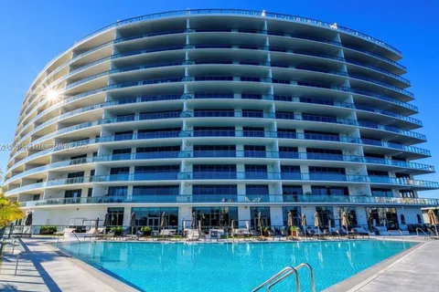 3300 NE 188th St, Aventura FL 33180
