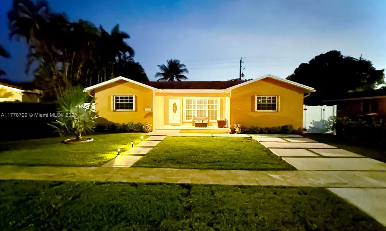 206 SE 3rd Pl # 206, Dania Beach FL 33004
