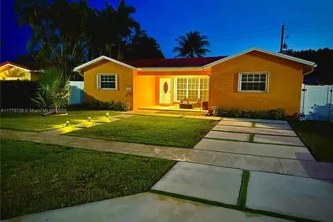 206 SE 3rd Pl # 206, Dania Beach FL 33004