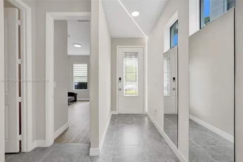 1348 Silk Oak Dr, Hollywood FL 33021