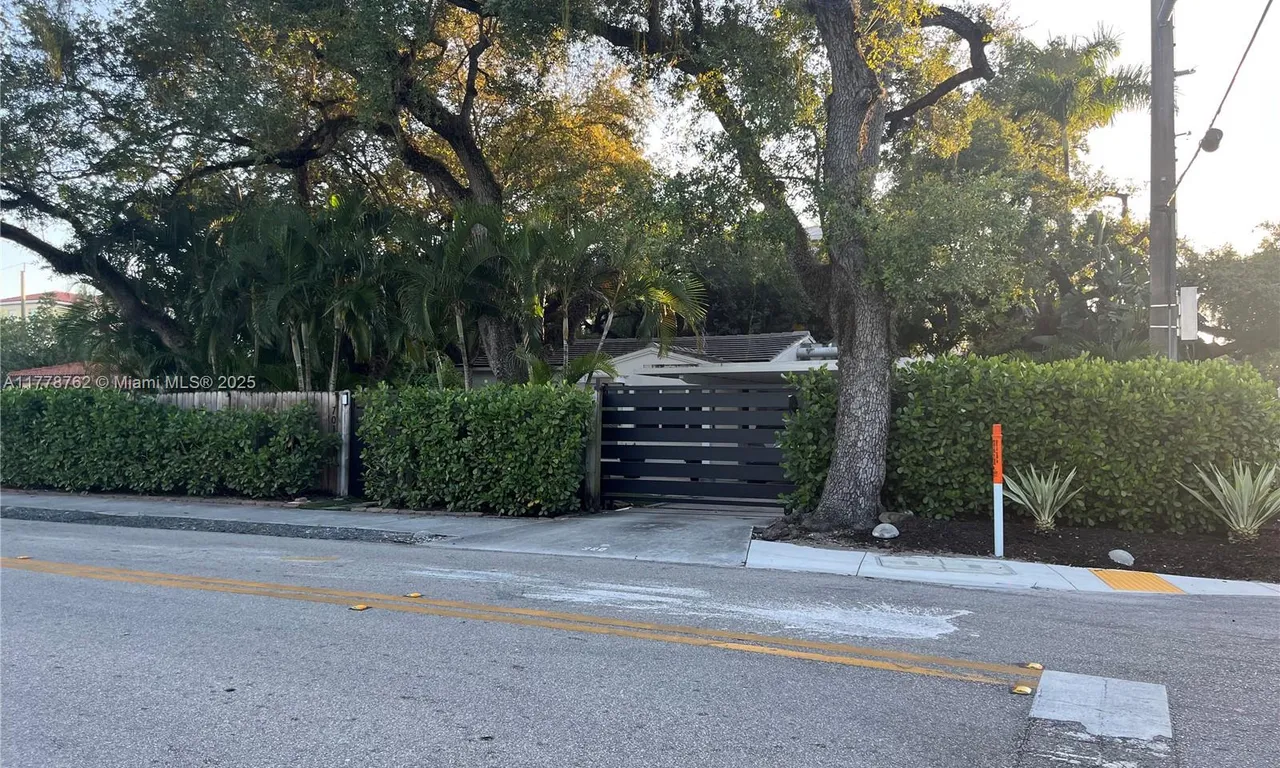701 sw SW 9th Ave, Fort Lauderdale FL 33315