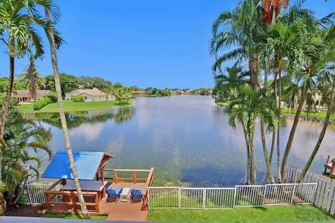 11565 N Quayside Dr, Cooper City FL 33026
