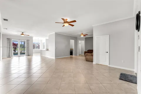 2235 SE 20th Ave, Homestead FL 33035