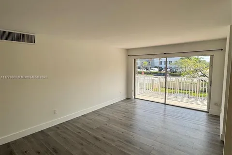 4420 NW 79th Ave # 2E, Doral FL 33166