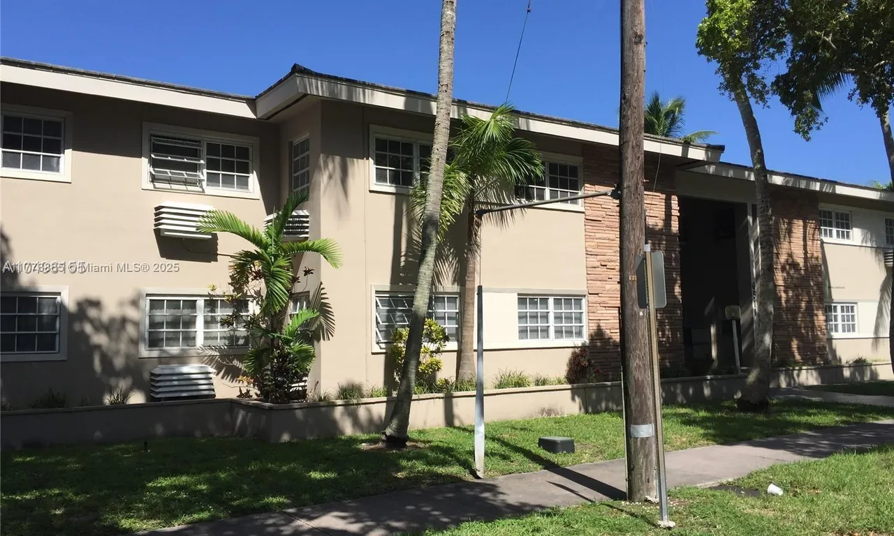 6511 Santona St # C2, Coral Gables FL 33146