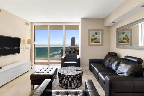 1830 S Ocean Dr # 2904, Hallandale Beach FL 33009