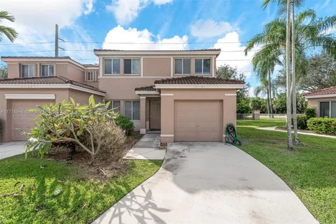 11191 SW 17th Mnr, Davie FL 33324