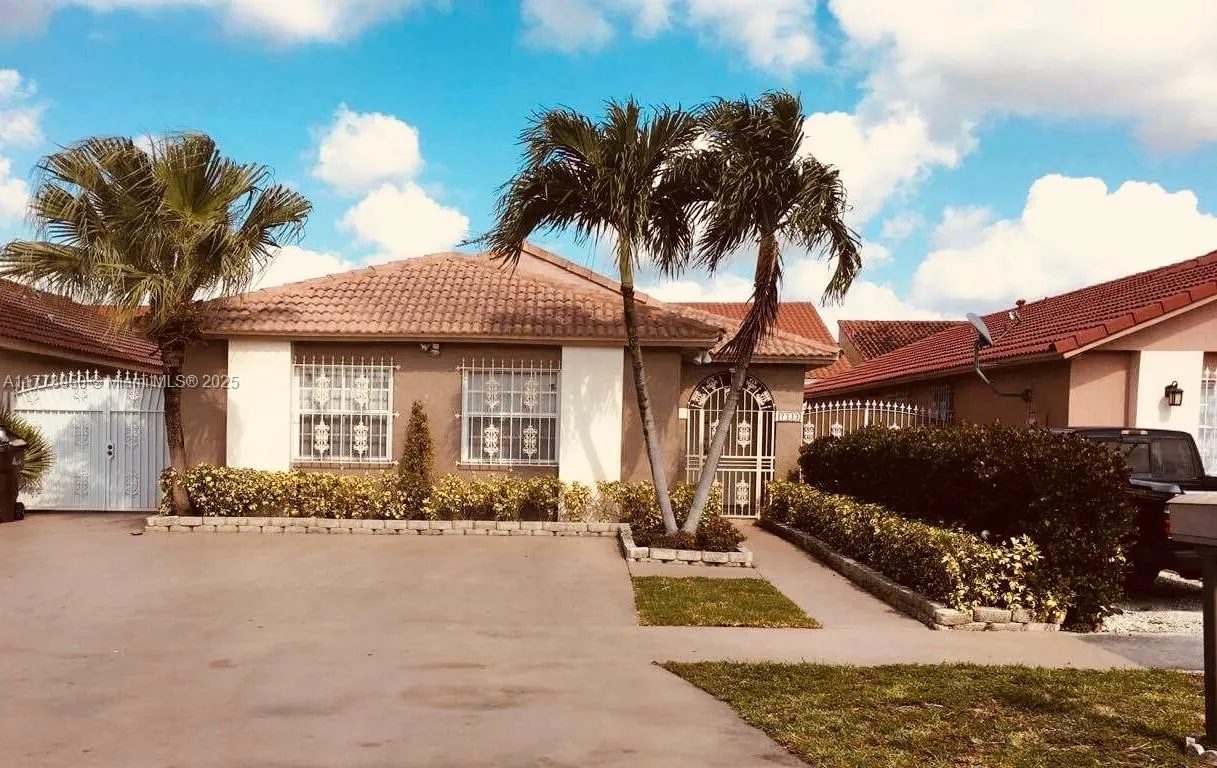 7333 W 29th Ln, Hialeah FL 33018