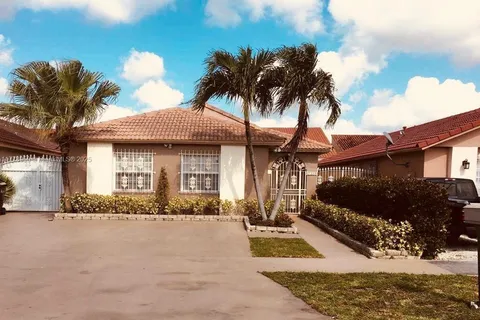 7333 W 29th Ln, Hialeah FL 33018