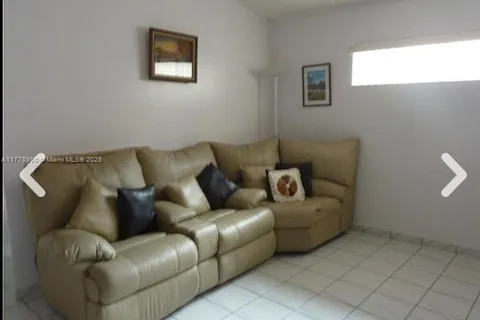 7333 W 29th Ln, Hialeah FL 33018