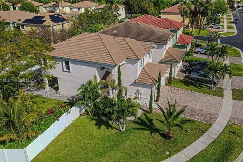 6615 Adriatic Way, West Palm Beach FL 33413