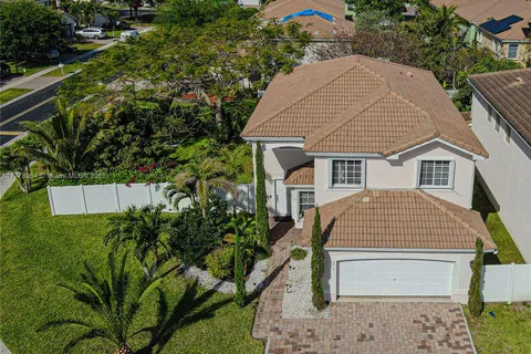 6615 Adriatic Way, West Palm Beach FL 33413
