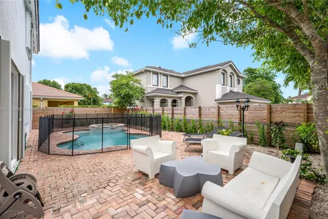1733 SW 151st Pl, Miami FL 33185