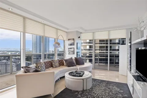 1830 S Ocean Dr # 2008, Hallandale Beach FL 33009