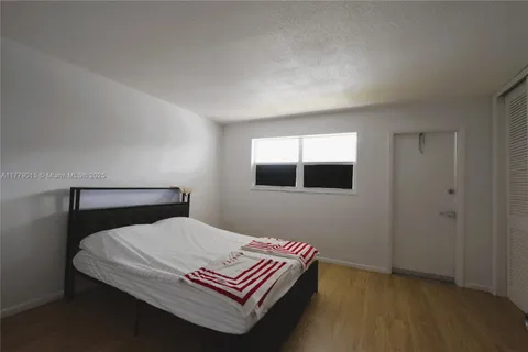 419 Golden Isles Dr # 105, Hallandale Beach FL 33009