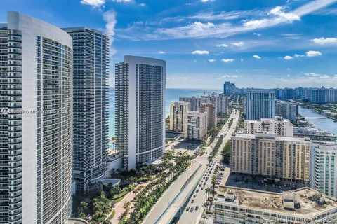 1830 S Ocean Dr # 1907, Hallandale Beach FL 33009