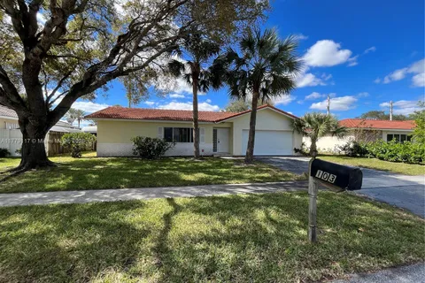 103 Winged Foot Ln, Boca Raton FL 33431