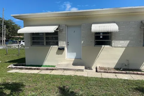 756 NW 5th St, Hallandale Beach FL 33009