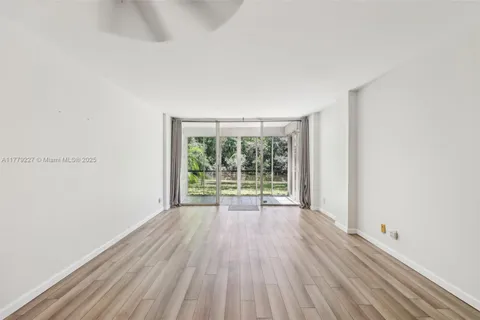 101 Royal Park Dr # 1D, Oakland Park FL 33309