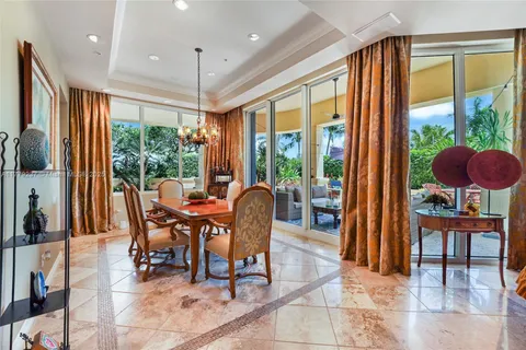 13611 Deering Bay Dr # 101, Coral Gables FL 33158