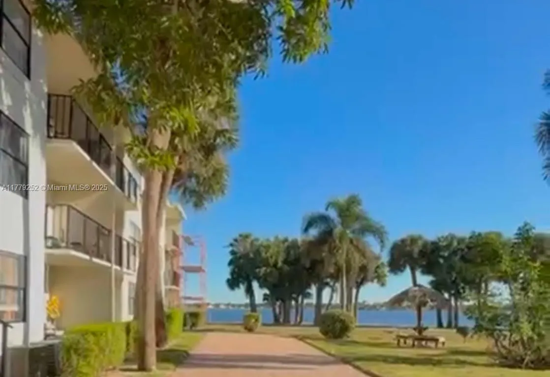 708 Executive Center Dr # 23, West Palm Beach FL 33401