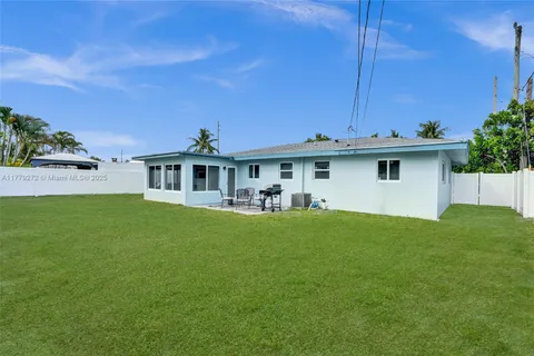 820 NE 8th Street, Pompano Beach FL 33060