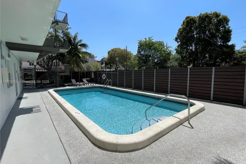 609 NE 13th Ave # 301, Fort Lauderdale FL 33304