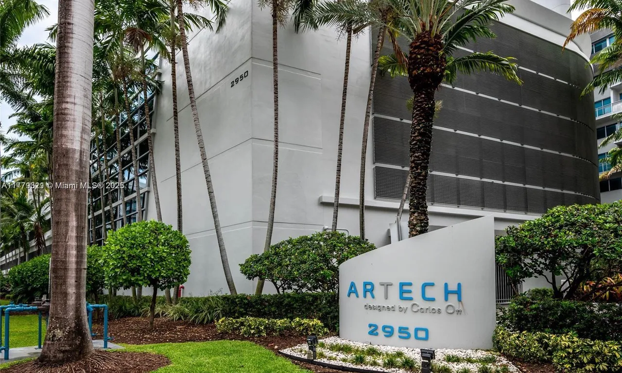 2950 NE 188th St # 138, Aventura FL 33180