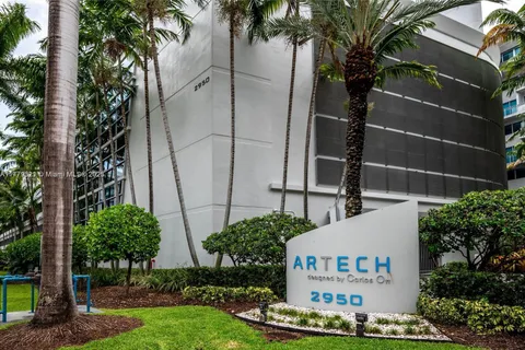 2950 NE 188th St # 138, Aventura FL 33180