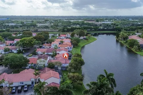 1568 Springside Dr # 1568, Weston FL 33326