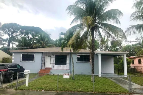 1152 NW 127th St # 1, North Miami FL 33168