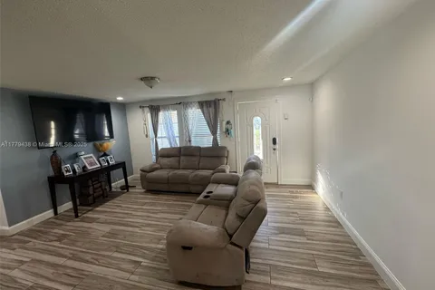 4706 25th ave Sw, Naples FL 34116