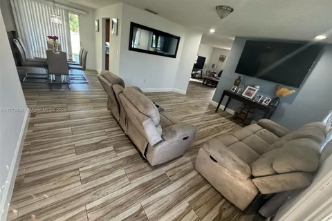 4706 25th ave Sw, Naples FL 34116