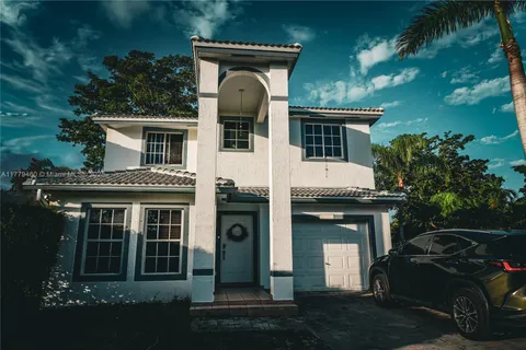 16101 SW 104th Ter, Miami FL 33196