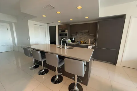 7825 NW 107th Ave # 515, Doral FL 33178