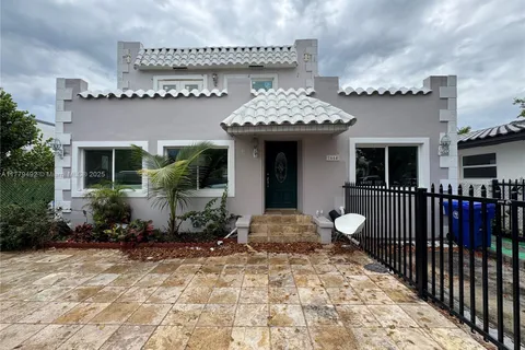 1664 SW 9th St, Miami FL 33135
