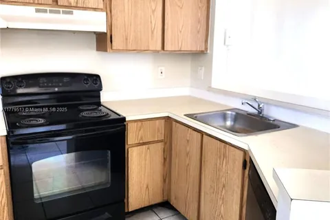 8730 N Sherman Cir # 502, Miramar FL 33025