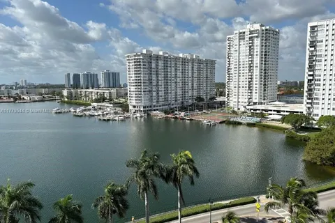 2801 NE 183rd St # 1015W, Aventura FL 33160