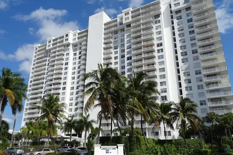 2801 NE 183rd St # 1015W, Aventura FL 33160