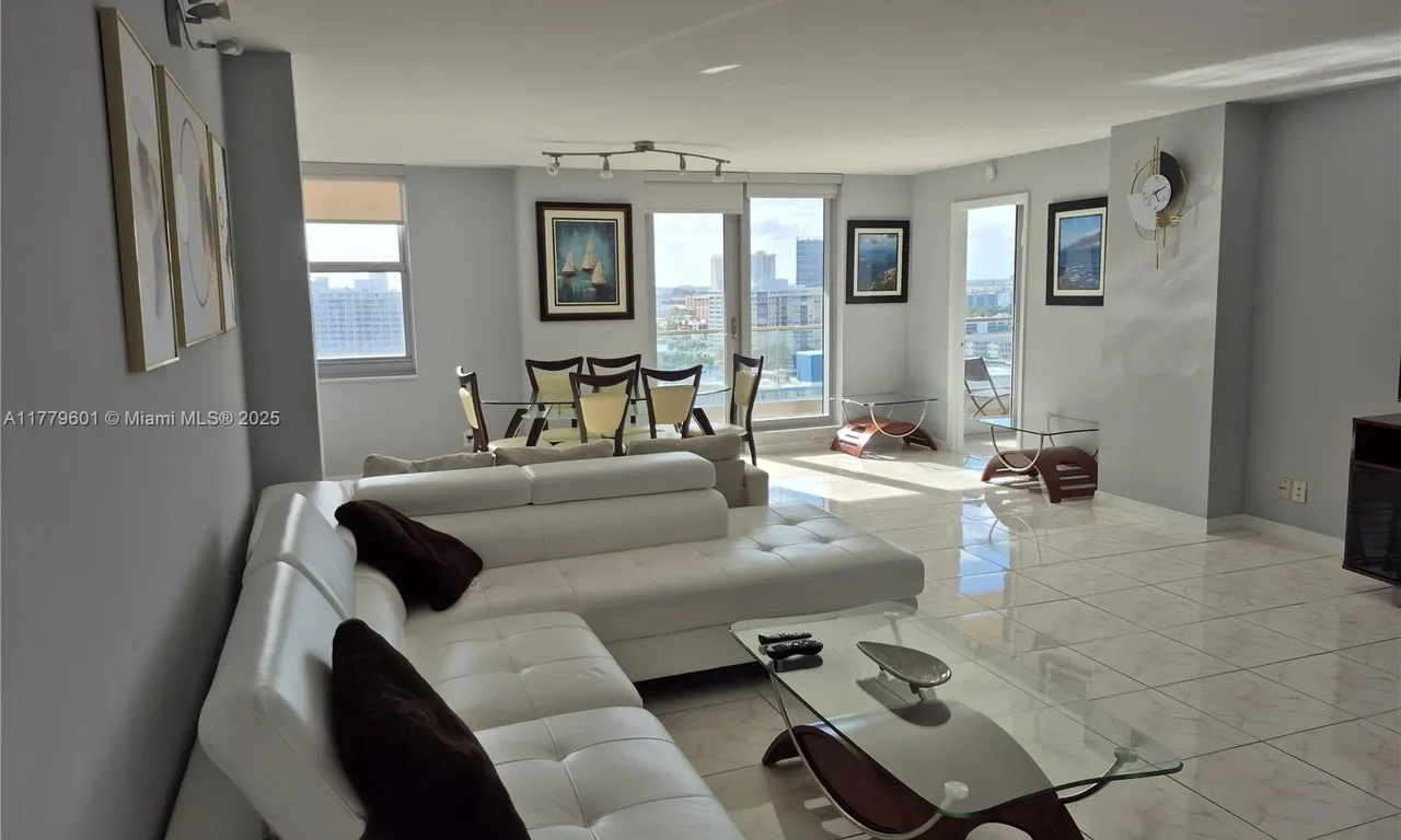1912 S Ocean Dr # 17C, Hallandale Beach FL 33009