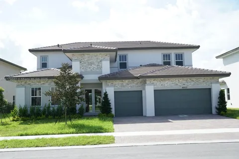 4403 SW 123rd Ln, Davie FL 33330