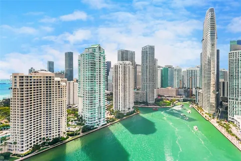 900 Brickell Key Blvd # 2304, Miami FL 33131