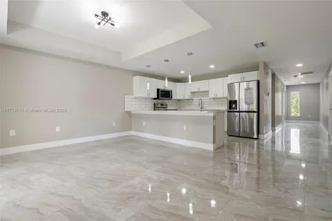 1510 E 12 ST # 1, Lehigh Acres FL 33972