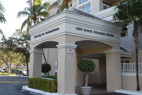 1280 S Alhambra Cir # 2211, Coral Gables FL 33146