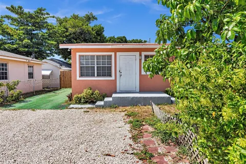 2128 Cleveland St # A, Hollywood FL 33020