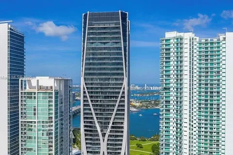 1000 Biscayne Blvd # 4402, Miami FL 33132