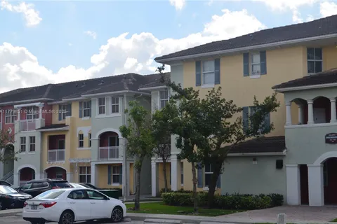 10902 NW 83rd St # 203, Doral FL 33178