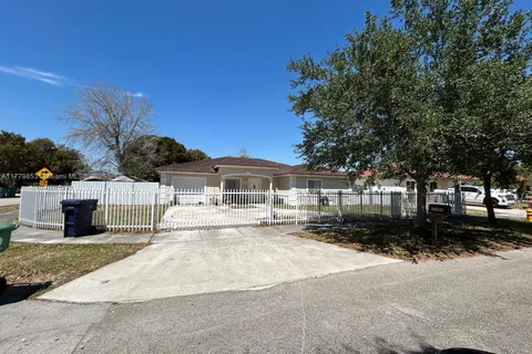 21800 Ingraham Ave Rd, Cutler Bay FL 33190