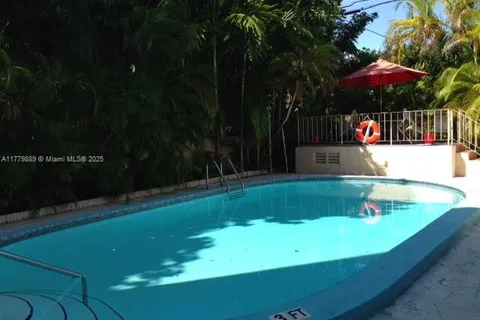 1650 S LE JEUNE RD # 202, Coral Gables FL 33134